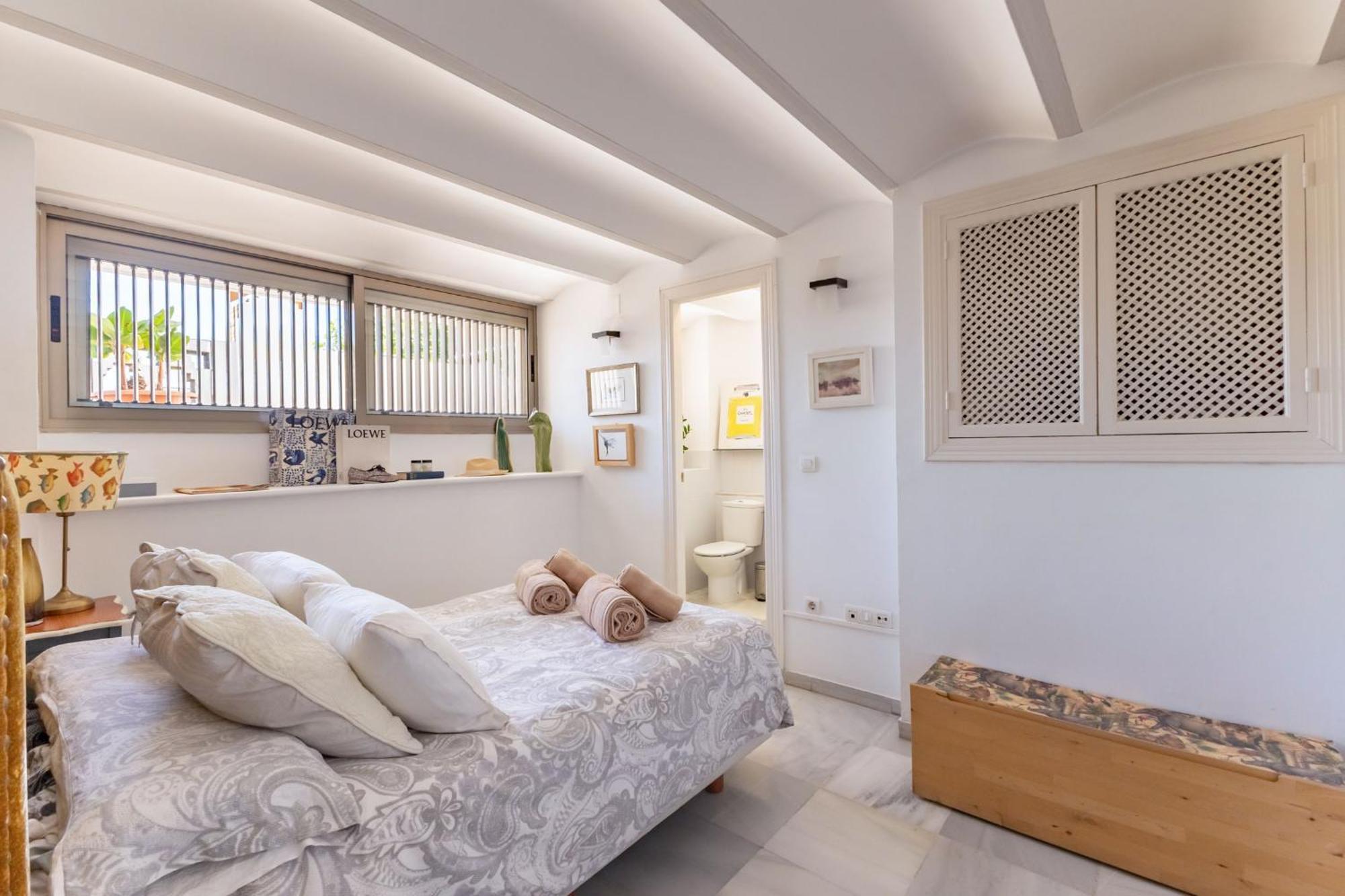 Charming 2 Bedroom Boutique Triplex Apartment With Private Terrace At Seville City Center By Ocityzen Sevilha Exterior foto