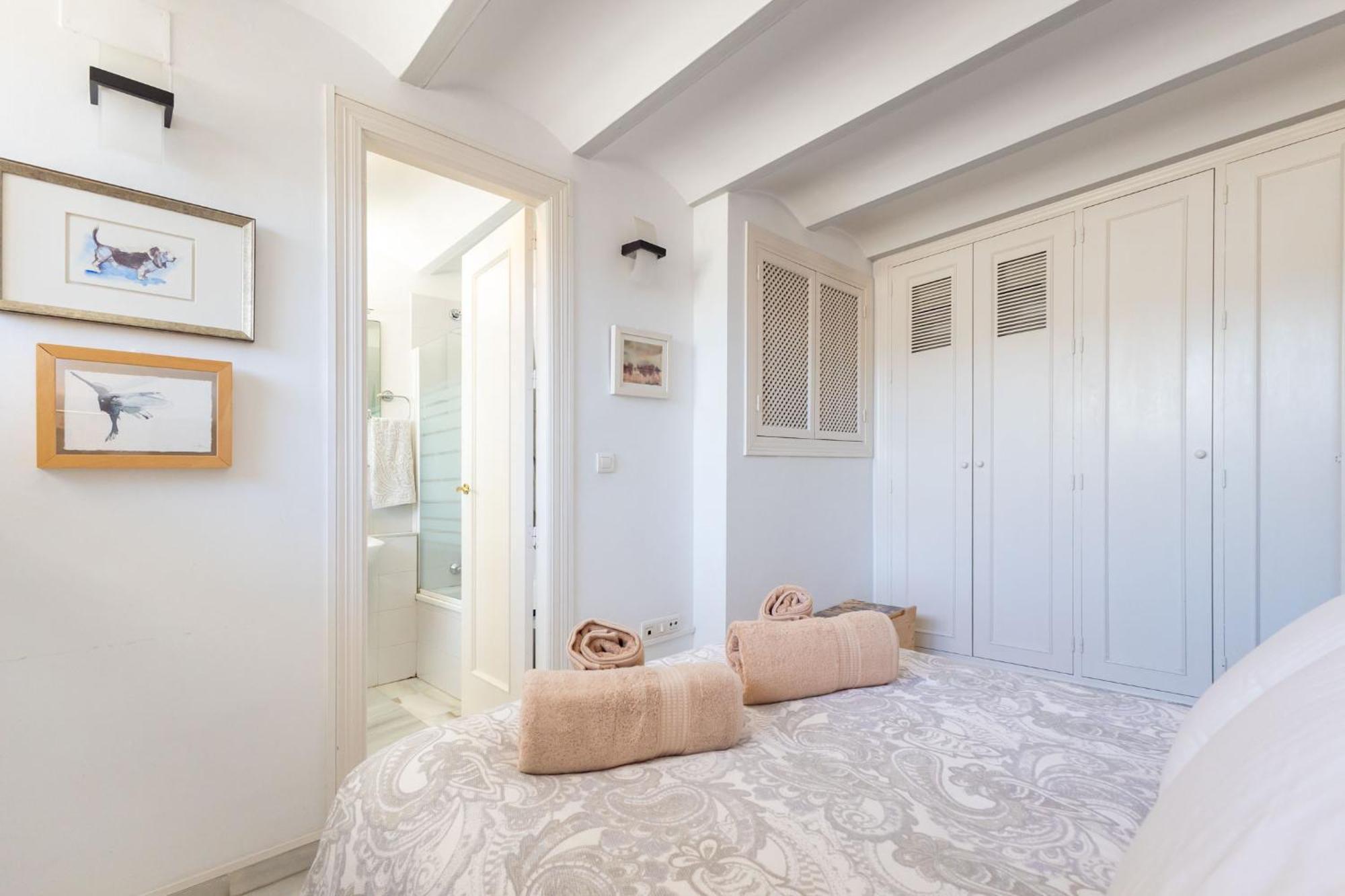 Charming 2 Bedroom Boutique Triplex Apartment With Private Terrace At Seville City Center By Ocityzen Sevilha Exterior foto
