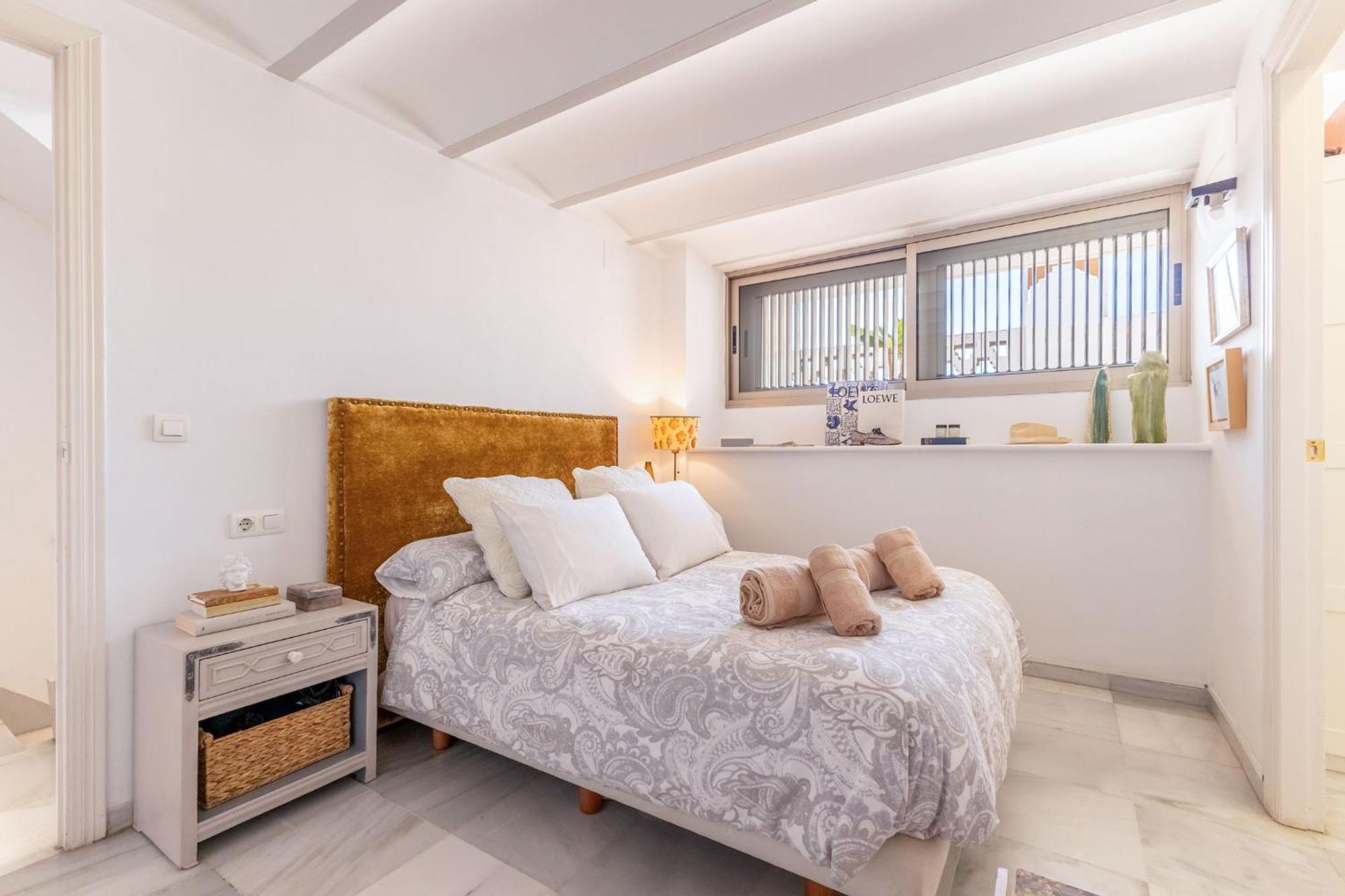 Charming 2 Bedroom Boutique Triplex Apartment With Private Terrace At Seville City Center By Ocityzen Sevilha Exterior foto